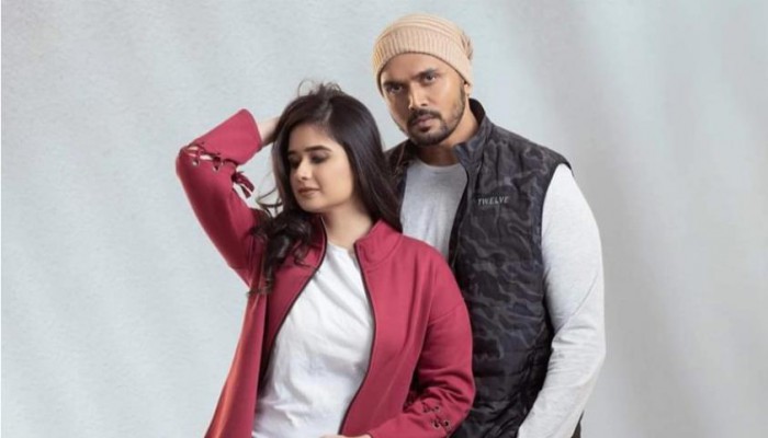 যে কারণে ঐশিকে নিয়ে স্টেডিয়ামে যাচ্ছেন শুভ যে কারণে ঐশিকে নিয়ে স্টেডিয়ামে যাচ্ছেন শুভ
