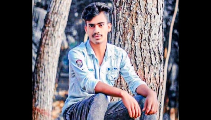 যশোরে ছুরিকাঘাতে কলেজছাত্র খুন যশোরে ছুরিকাঘাতে কলেজছাত্র খুন