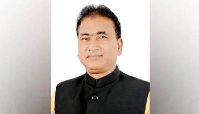 মৃত্যুর কারণে আসন শূন্য হওয়ার কথা সংবিধানে স্পষ্ট উল্লেখ নেই মৃত্যুর কারণে আসন শূন্য হওয়ার কথা সংবিধানে স্পষ্ট উল্লেখ নেই