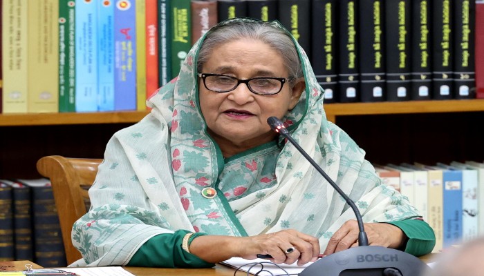সংঘাত নয় আলোচনায় বসতে চান প্রধানমন্ত্রী সংঘাত নয় আলোচনায় বসতে চান প্রধানমন্ত্রী