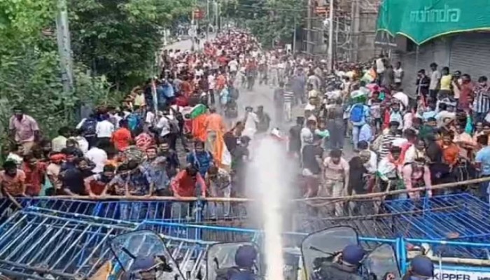 মমতার পদত্যাগের দাবিতে রণক্ষেত্র পশ্চিমবঙ্গ মমতার পদত্যাগের দাবিতে রণক্ষেত্র পশ্চিমবঙ্গ