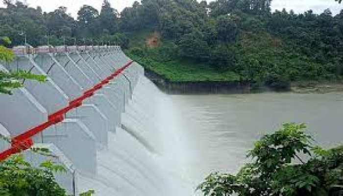 কমতে শুরু করেছে কাপ্তাই হ্রদের পানি কমতে শুরু করেছে কাপ্তাই হ্রদের পানি
