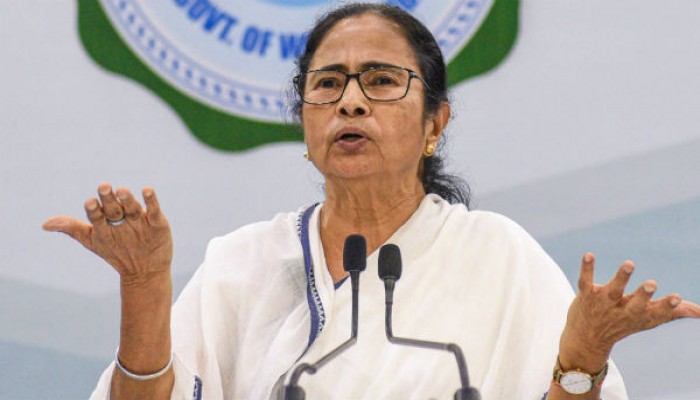 পদত্যাগে রাজি মমতা পদত্যাগে রাজি মমতা