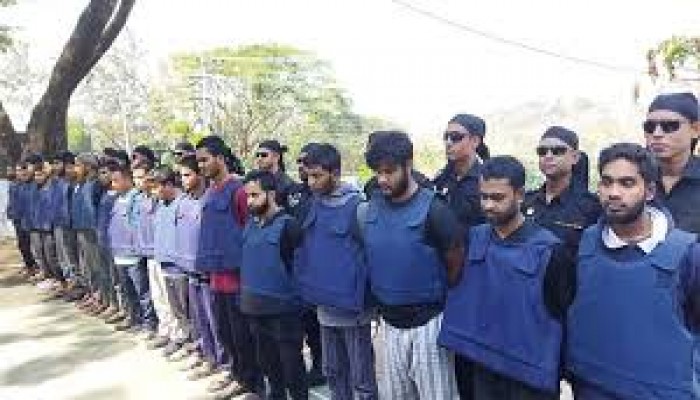 জঙ্গি সংগঠনের ৩২ জনের জামিন বাতিল জঙ্গি সংগঠনের ৩২ জনের জামিন বাতিল