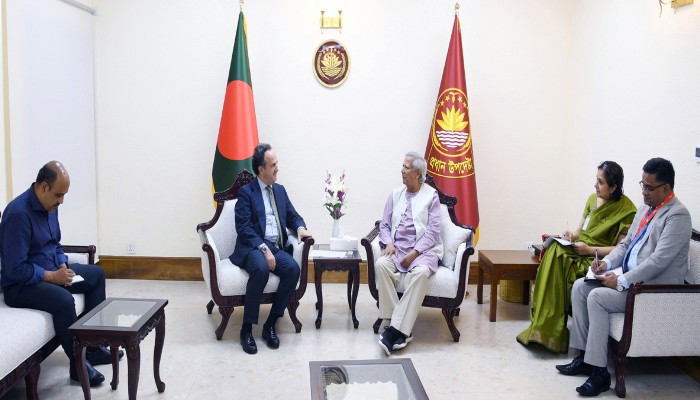 প্রধান উপদেষ্টার সঙ্গে রাশিয়ার রাষ্ট্রদূতের সাক্ষাৎ প্রধান উপদেষ্টার সঙ্গে রাশিয়ার রাষ্ট্রদূতের সাক্ষাৎ