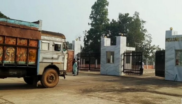 তিন মাস ধরে বন্ধ ইয়াংগুন টেকনাফ সীমান্ত বাণিজ্য তিন মাস ধরে বন্ধ ইয়াংগুন টেকনাফ সীমান্ত বাণিজ্য