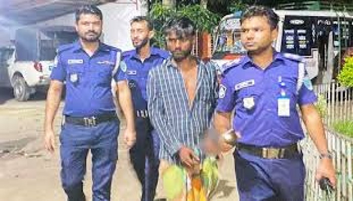 চালকের সহকারীও গ্রেফতার চালকের সহকারীও গ্রেফতার