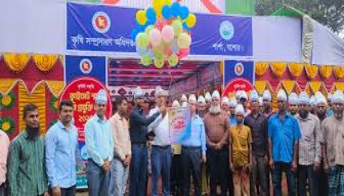 যশোরে ক্লাইমেট স্মার্ট কৃষি প্রযুক্তি মেলার উদ্বোধন যশোরে ক্লাইমেট স্মার্ট কৃষি প্রযুক্তি মেলার উদ্বোধন