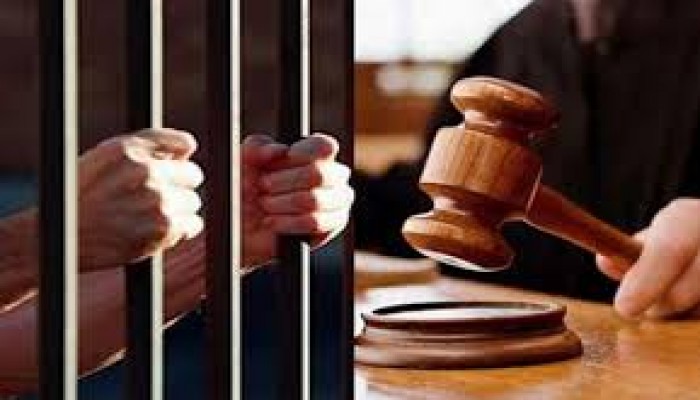 যশোরে ১১ আ’লীগ নেতার আদালতে আত্মসমর্পণ যশোরে ১১ আ’লীগ নেতার আদালতে আত্মসমর্পণ