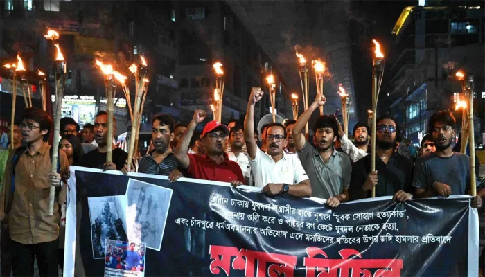 দেশজুড়ে প্রতিবাদ-বিক্ষোভ দেশজুড়ে প্রতিবাদ-বিক্ষোভ