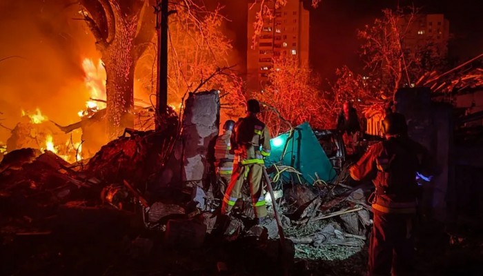 কৃষ্ণ সাগরের কাছে রাশিয়া ও ইউক্রেনের পাল্টাপাল্টি হামলা কৃষ্ণ সাগরের কাছে রাশিয়া ও ইউক্রেনের পাল্টাপাল্টি হামলা