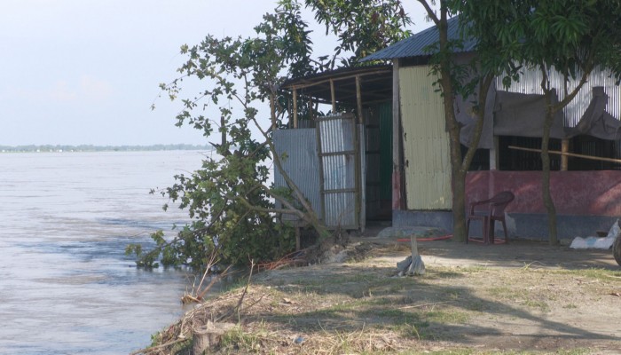 ধলেশ্বরী ও শীতলক্ষ্যা মোহনায় ড্রেজিং, চরমুক্তারপুরে ভাঙন ধলেশ্বরী ও শীতলক্ষ্যা মোহনায় ড্রেজিং, চরমুক্তারপুরে ভাঙন