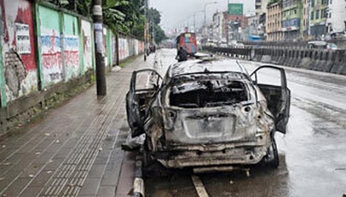 মহাখালীতে প্রাইভেটকারে আগুন নিহত ২ মহাখালীতে প্রাইভেটকারে আগুন নিহত ২