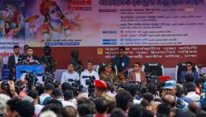 দেশ সবার, কোনো ভেদাভেদ থাকবে না : সেনাপ্রধান দেশ সবার, কোনো ভেদাভেদ থাকবে না : সেনাপ্রধান