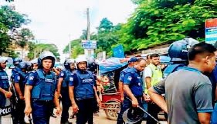 গাইবান্ধায় বিএনপির দুই পক্ষের সংঘর্ষ পুলিশ-সাংবাদিকসহ আহত অন্তত ১০ গাইবান্ধায় বিএনপির দুই পক্ষের সংঘর্ষ পুলিশ-সাংবাদিকসহ আহত অন্তত ১০